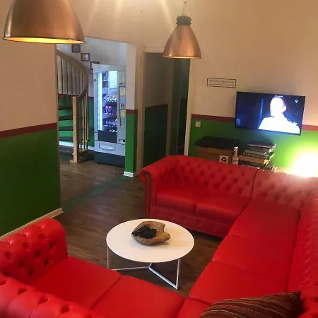 Backpackers Duesseldorf - Self Check-In-2